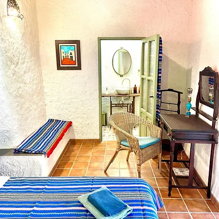 Casa Amigos - La Bodega Sorvilán